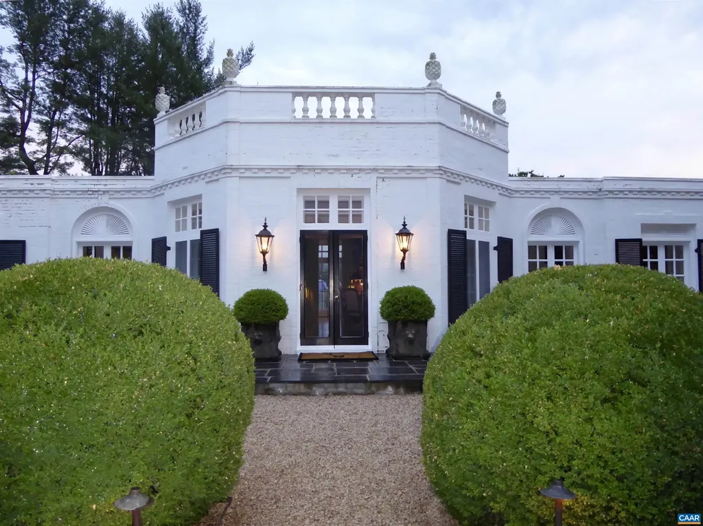 1293 Hammocks Gap Road Charlottesville VA 22911