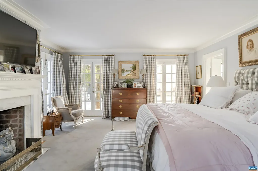 1293 Hammocks Gap Road Charlottesville VA 22911