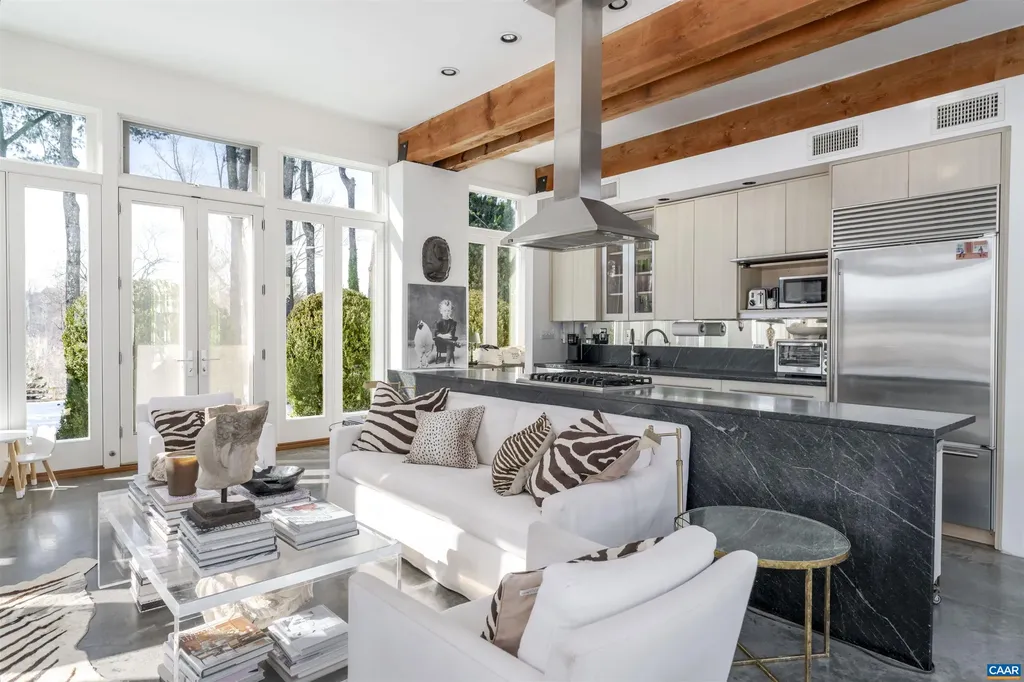 1293 Hammocks Gap Road Charlottesville VA 22911