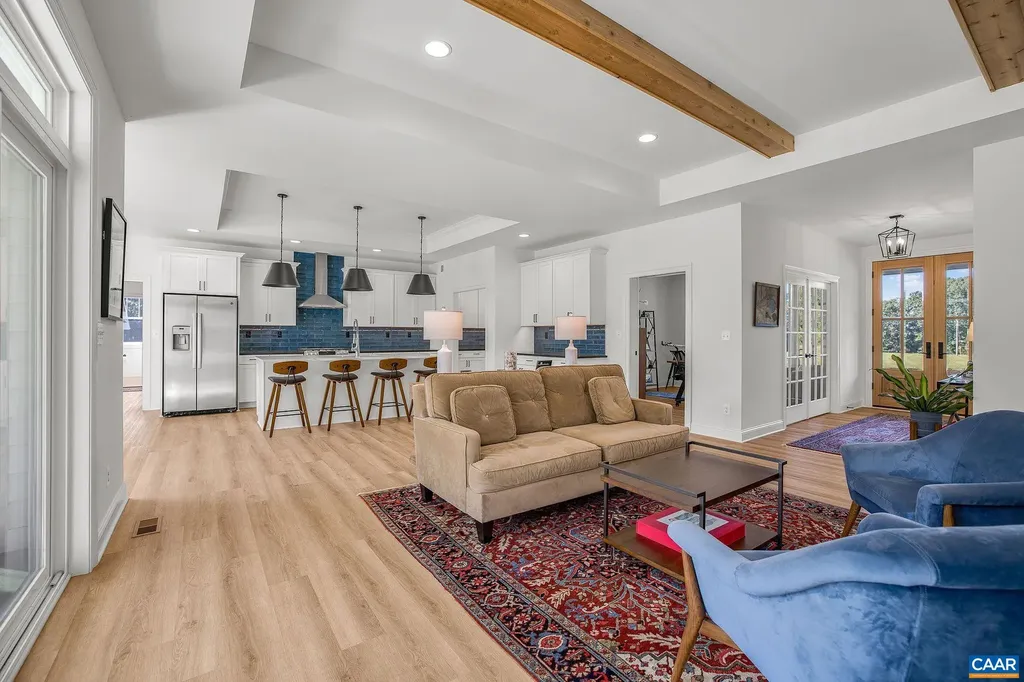 1570 James River Road Scottsville VA 24590