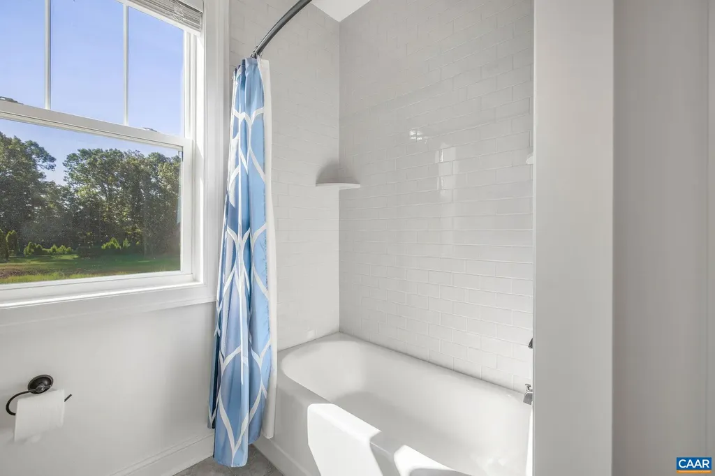 1570 James River Road Scottsville VA 24590