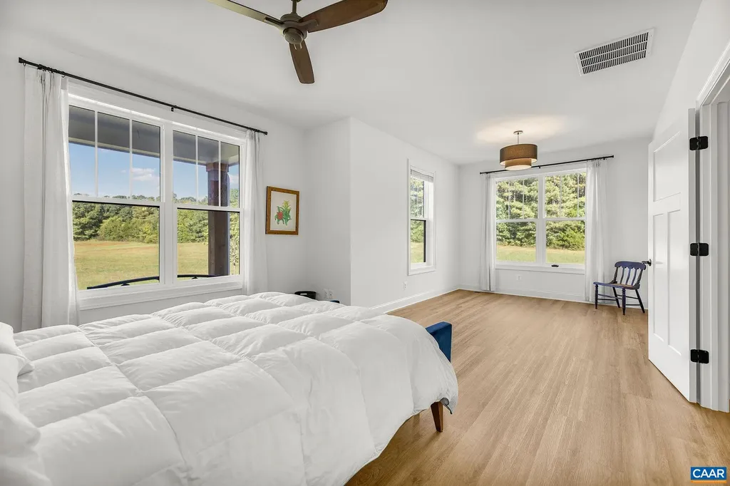 1570 James River Road Scottsville VA 24590