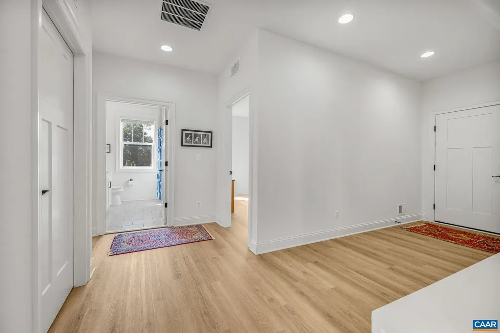 1570 James River Road Scottsville VA 24590