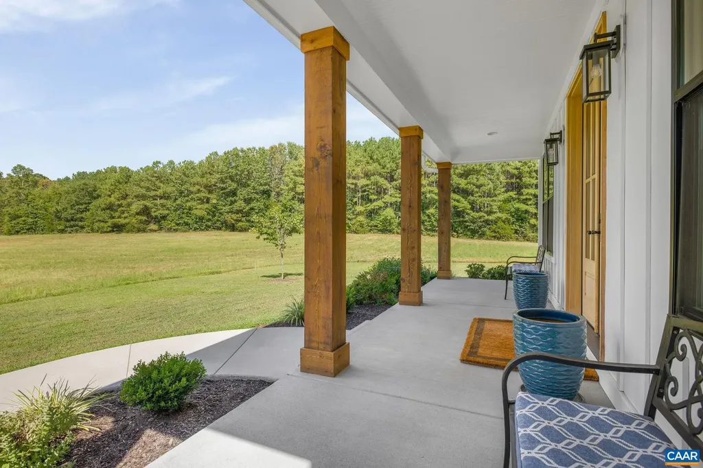 1570 James River Road Scottsville VA 24590