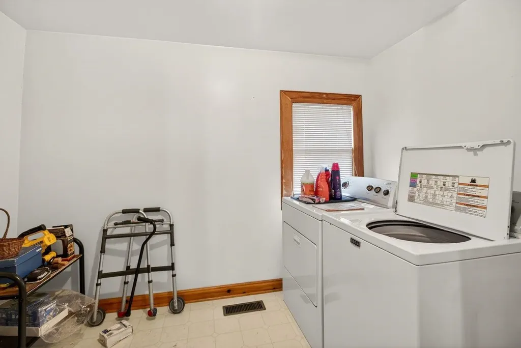 10677 Allman Road Dayton VA 22821