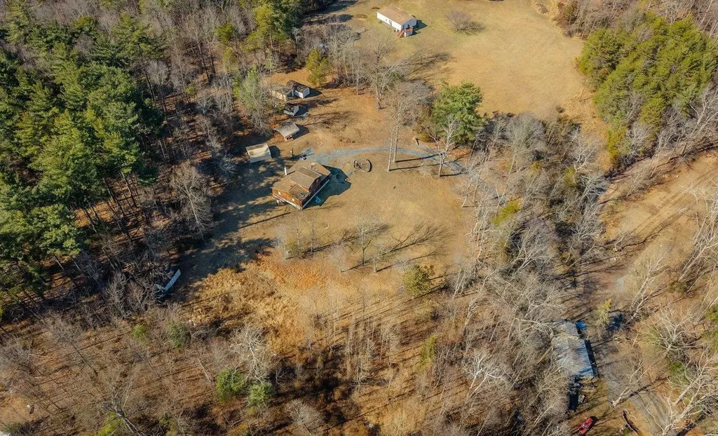 10677 Allman Road Dayton VA 22821