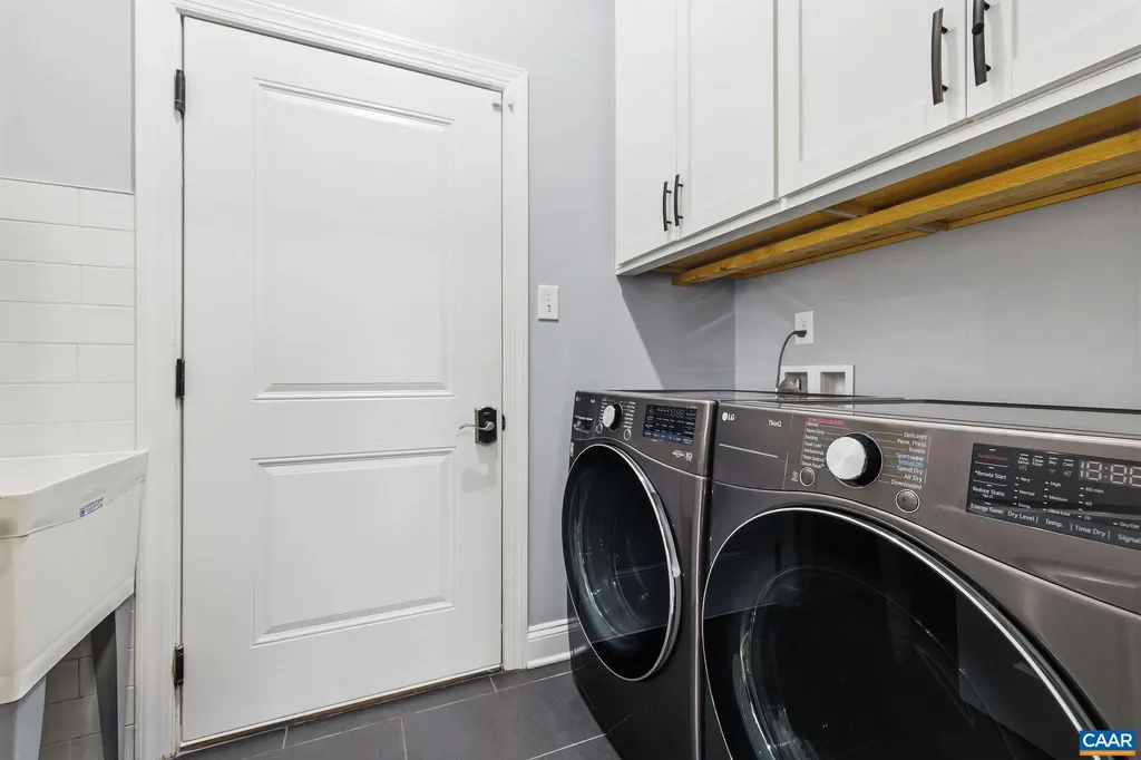 186 Blackberry Place Zion Crossroads VA 22942