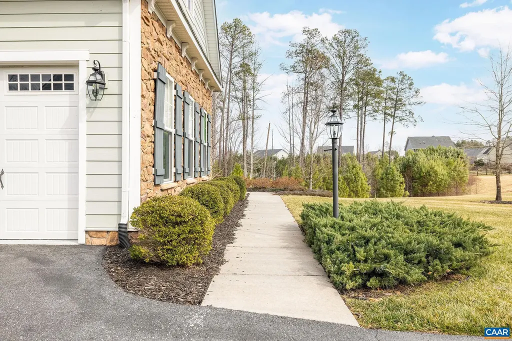 186 Blackberry Place Zion Crossroads VA 22942