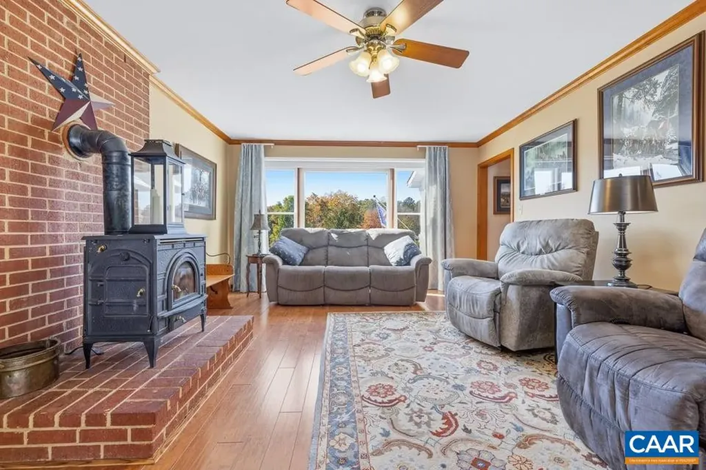 79 Hidden Valley Court Palmyra VA 22963