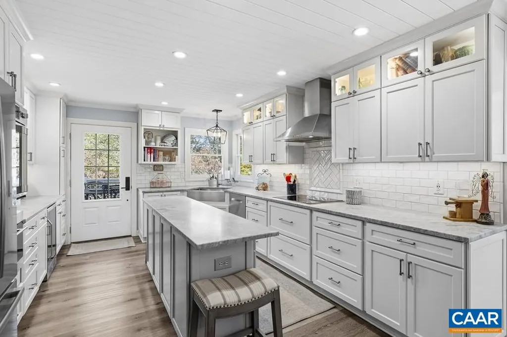 79 Hidden Valley Court Palmyra VA 22963