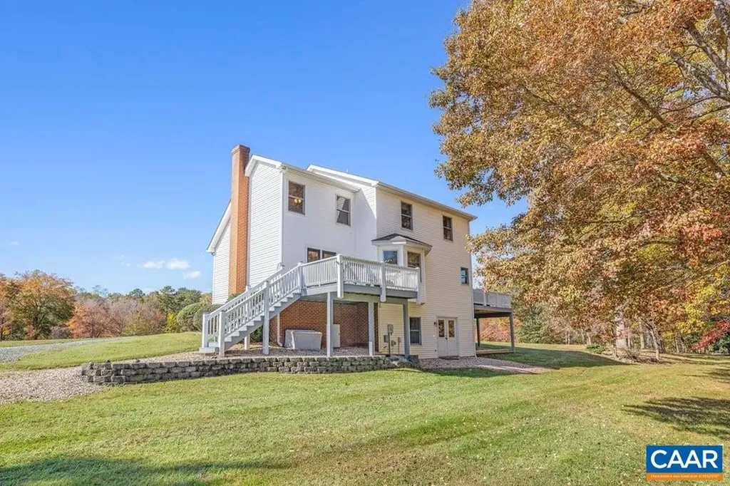 79 Hidden Valley Court Palmyra VA 22963