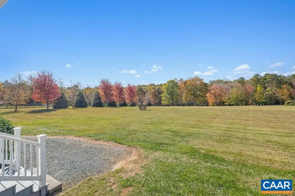 79 Hidden Valley Court Palmyra VA 22963