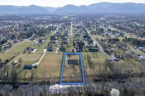 901 Riverside Avenue Grottoes VA 24441