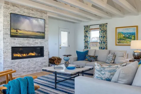 901 Riverside Avenue Grottoes VA 24441