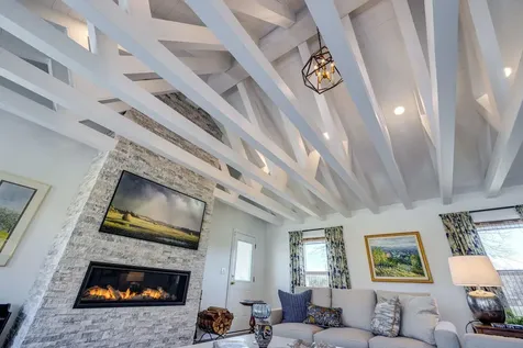 901 Riverside Avenue Grottoes VA 24441