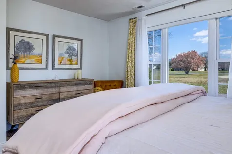 901 Riverside Avenue Grottoes VA 24441