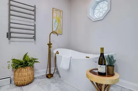 901 Riverside Avenue Grottoes VA 24441