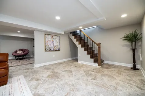 901 Riverside Avenue Grottoes VA 24441