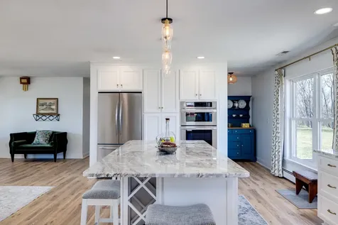 901 Riverside Avenue Grottoes VA 24441