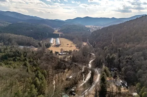 29 Shenandoah Mountain Road Sugar Grove WV 26815