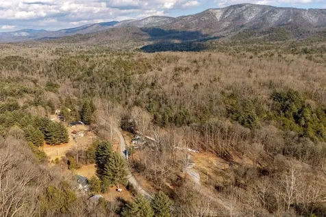 29 Shenandoah Mountain Road Sugar Grove WV 26815