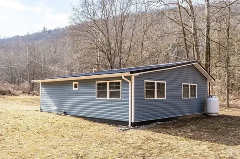 29 Shenandoah Mountain Road Sugar Grove WV 26815