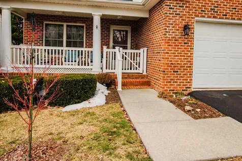 386 Hickory Grove Circle Harrisonburg VA 22801