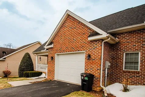 386 Hickory Grove Circle Harrisonburg VA 22801