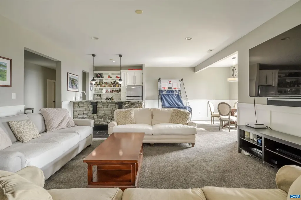 765 Summit Ridge Point Charlottesville VA 22911