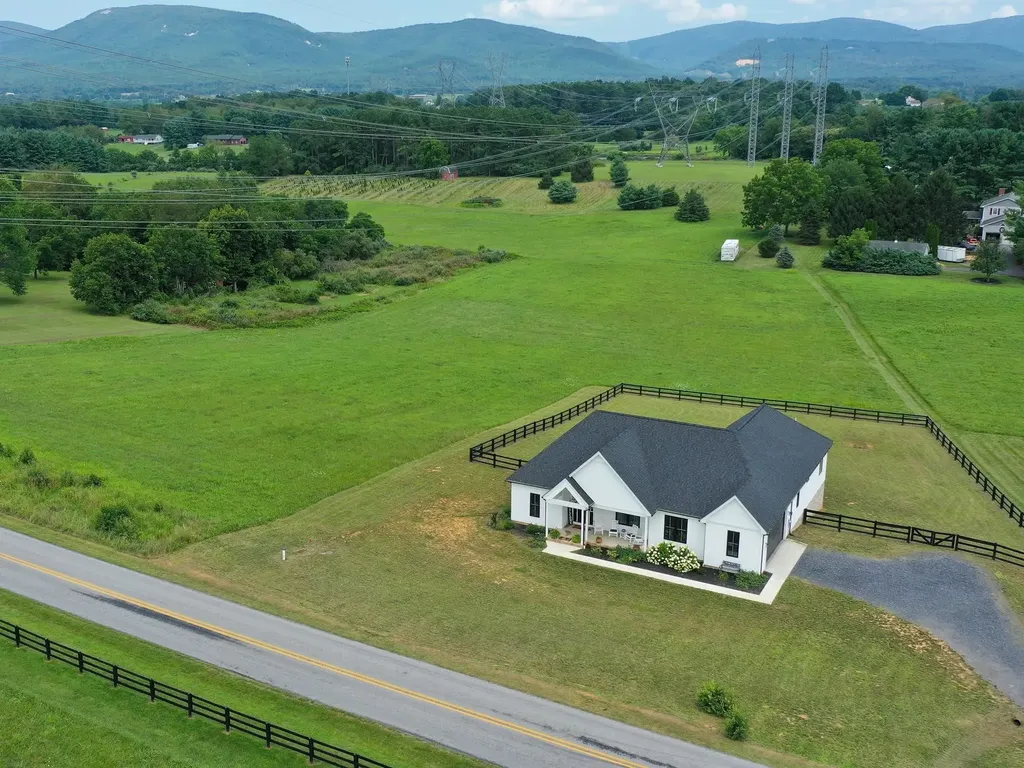643 Cattle Scales Road Waynesboro VA 22980