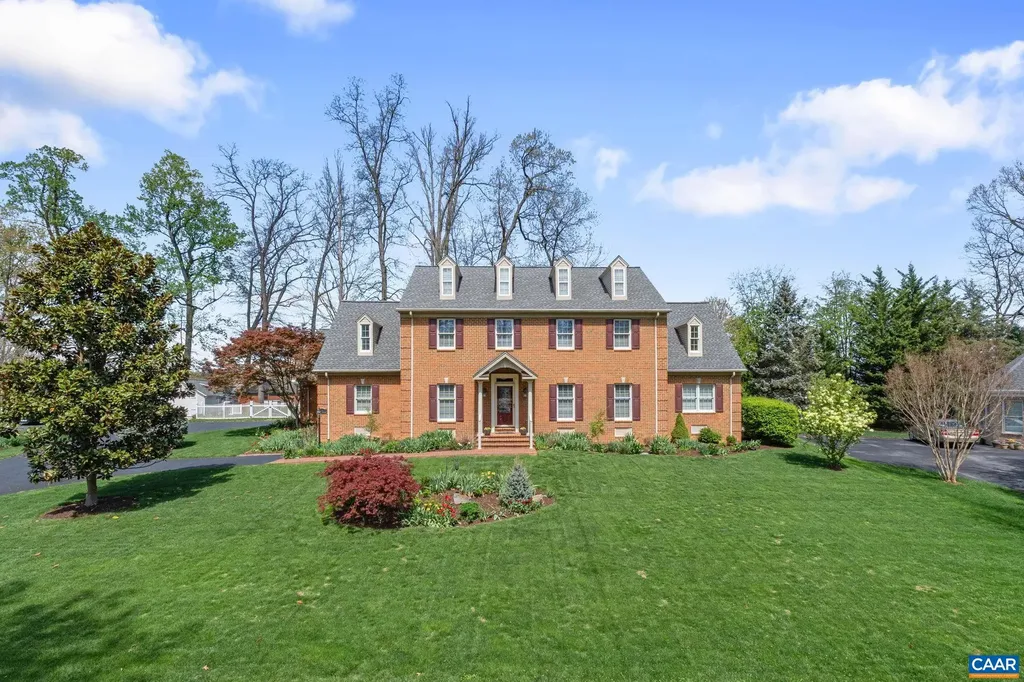 124 Pelham Woods Circle Waynesboro VA 22980