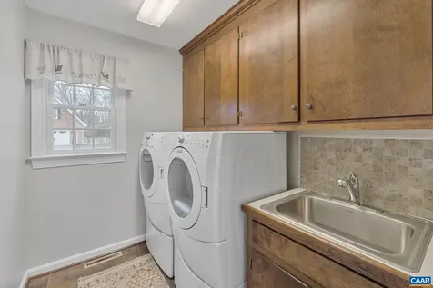124 Pelham Woods Circle Waynesboro VA 22980