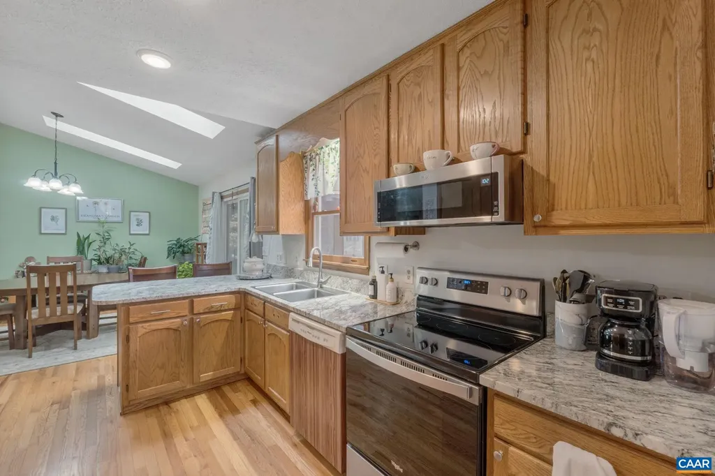 33 Colonial Road Palmyra VA 22963