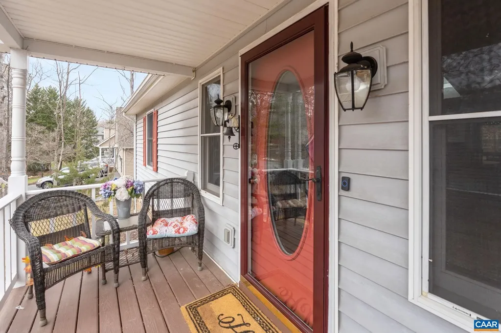 33 Colonial Road Palmyra VA 22963