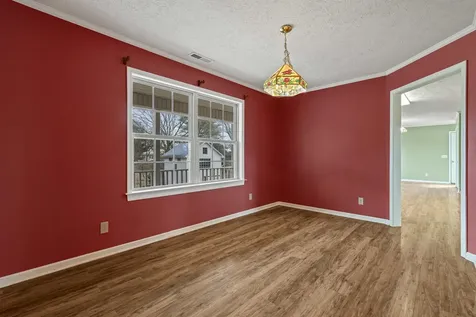 212A Bank Street W Bridgewater VA 22812