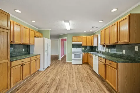 212A Bank Street W Bridgewater VA 22812