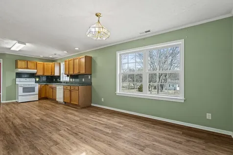 212A Bank Street W Bridgewater VA 22812