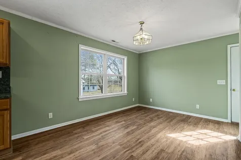 212A Bank Street W Bridgewater VA 22812