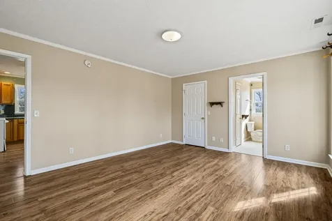 212A Bank Street W Bridgewater VA 22812
