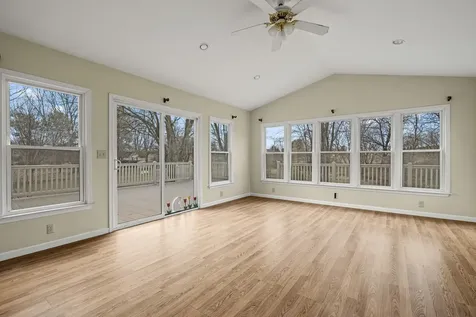 212A Bank Street W Bridgewater VA 22812