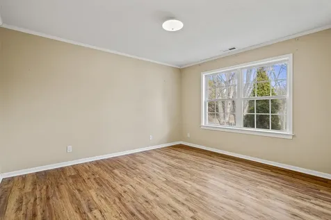 212A Bank Street W Bridgewater VA 22812