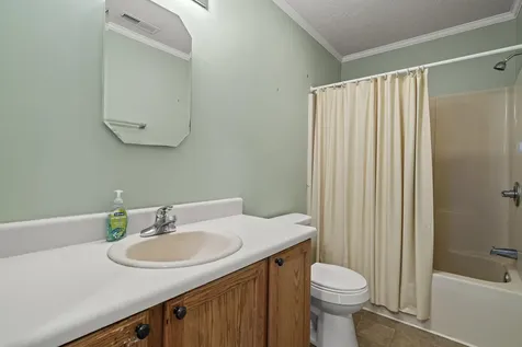 212A Bank Street W Bridgewater VA 22812