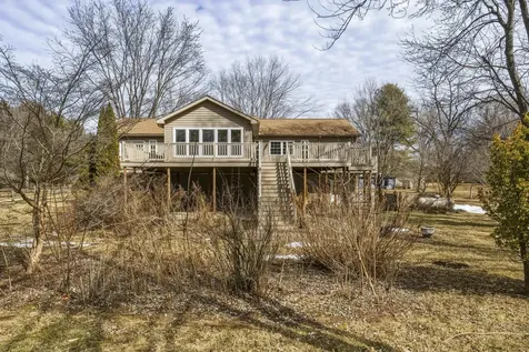 212A Bank Street W Bridgewater VA 22812
