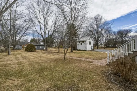 212A Bank Street W Bridgewater VA 22812