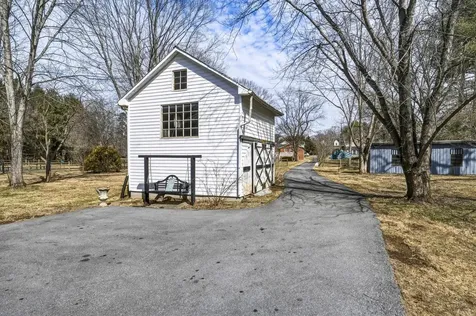 212A Bank Street W Bridgewater VA 22812