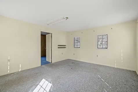 212A Bank Street W Bridgewater VA 22812