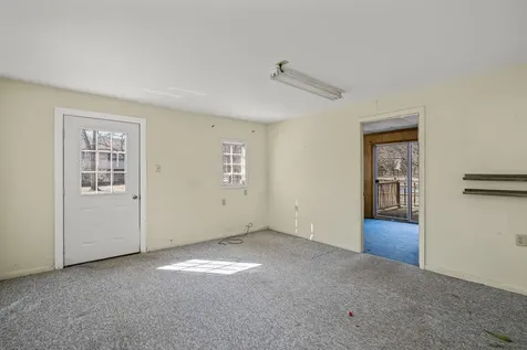 212A Bank Street W Bridgewater VA 22812
