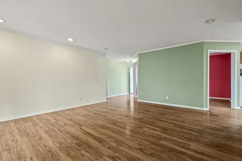 212A Bank Street W Bridgewater VA 22812