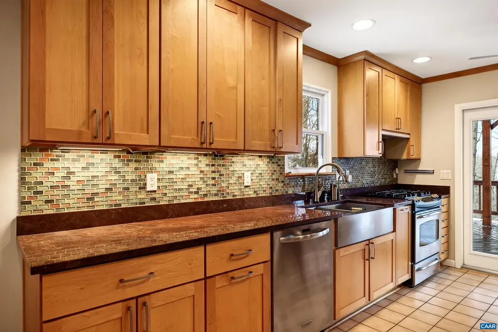 102 Slate Place Charlottesville VA 22902
