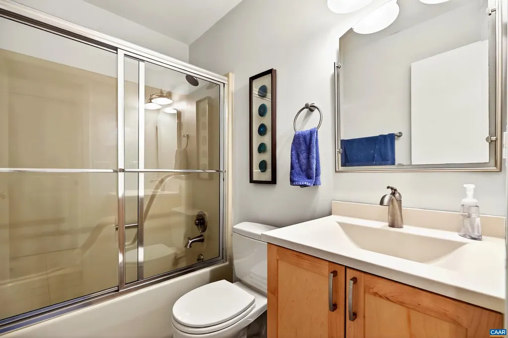 102 Slate Place Charlottesville VA 22902